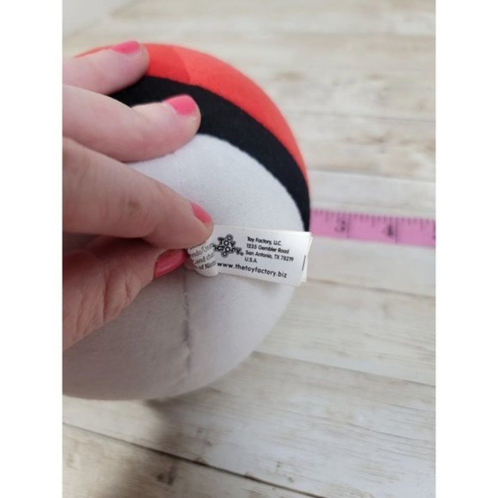 Pokemon Pokeball Plush - TOY FACTORY 2017 -5” Stuffed Ball - Picture 9 of 9